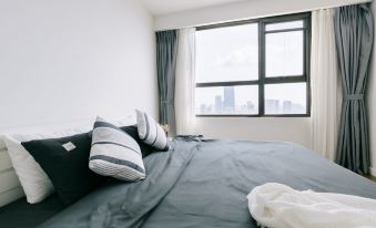 Lily Homes-Vinhomes D'capitlale Apartment