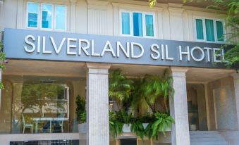 Silverland Sil Hotel