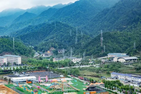 Rose Li Grand Hotel Xiushui Bus Terminal Branch Отели в г. Сюшуй