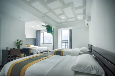 Zhangjiajie Cat Theme Inn Hotel a 