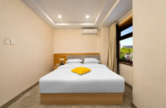 Changbai Arirang Hotel (Yanji Yanbian University Department Store) Hotels in 