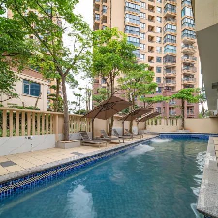 Lux Cabins Brilliant Villa Hotel (Dongshan Jinluwan Seaside Plaza)