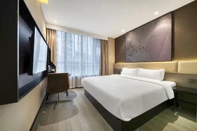 IU Hotel (Chongqing Jiefangbei Hongyadong Branch) Hotels in Chongqing