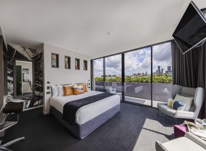 詹姆斯街薩格飯店