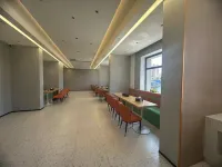 Yunduo Zhenxuan Hotel (Qinggang) - parcheggio