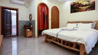 Bole Yujian Aliweng Homestay