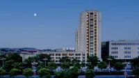 Home Hotel · neo (Tangshan Luanzhou Municipal Government) - parking