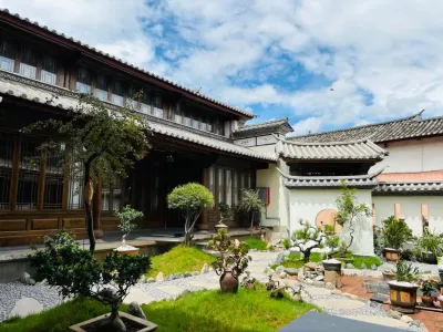 Jian Shan Lou Homestay (Shaxi Ancient Town Branch)