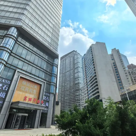 VANS Fanshi Yunjing Hotel (Zhongshan Plaza Fulihua International Apartment)