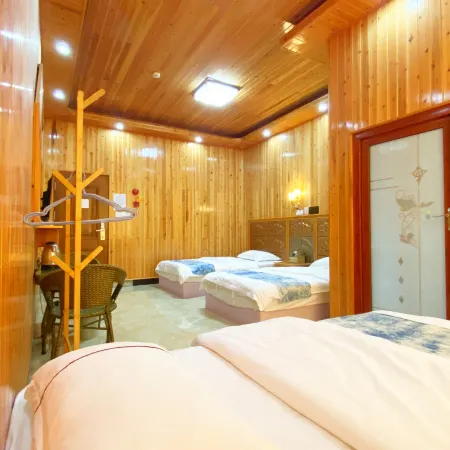 Zhaoxing Dongzhai Lv'anju Inn