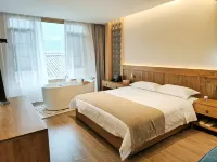Yuanhuayi Light Luxury Homestay