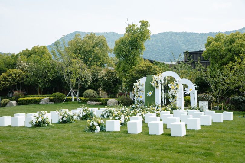 Dusit Thani Suzhou Hotel Overview