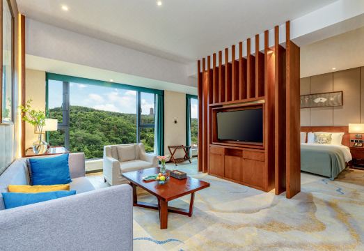 2. 스톤 포레스트 ..