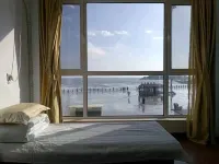 Haifu Hotel on Roe Island
