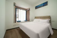 Boray Hotel (Yueyang High-speed Railway East Station) - vue sur la montagne