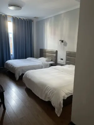 Yueyang Xiaotianhua Hotel Hotels near Yunxi Station