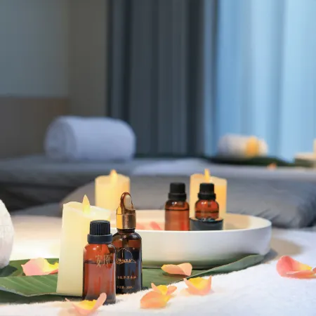 Lijiang Moon View · Quiet Holiday Lakeside Hotel (Guilin Two Rivers & Four Lakes Area)
