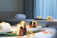 Lijiang Moon View · Quiet Holiday Lakeside Hotel (Guilin Two Rivers & Four Lakes Area) - spa