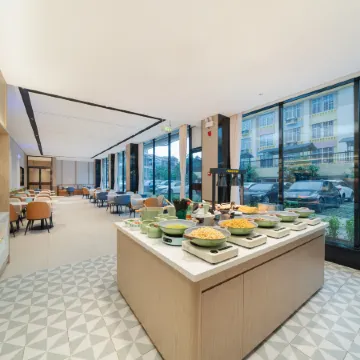 Echarm Hotel (Pingxiangshi Shizhengfu Zhongxin)