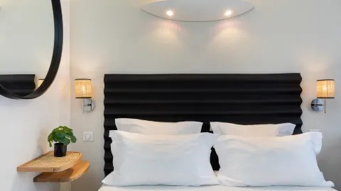 Hotel Chromatics by HappyCulture in Lione