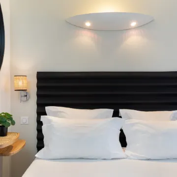 Hotel Chromatics by HappyCulture