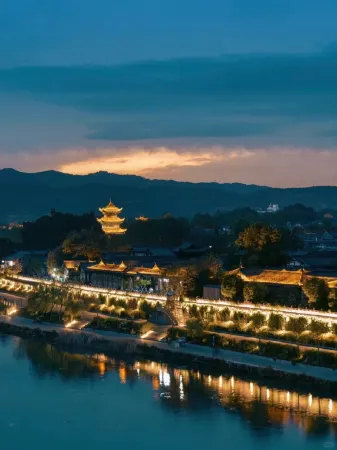 Lanjiang Jiangjing Inn (Langzhong Ancient City Huaguanglou)