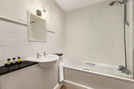 Trenython Manor Отели в г. Сейнт Уинноу