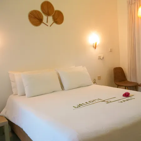 Vaali Maldives Island Escapes & Dive