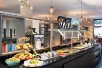 Leonardo Hotel Vienna Hauptbahnhof - Aamiainen