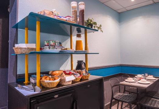 호텔 다발 바스티유 인근 전경