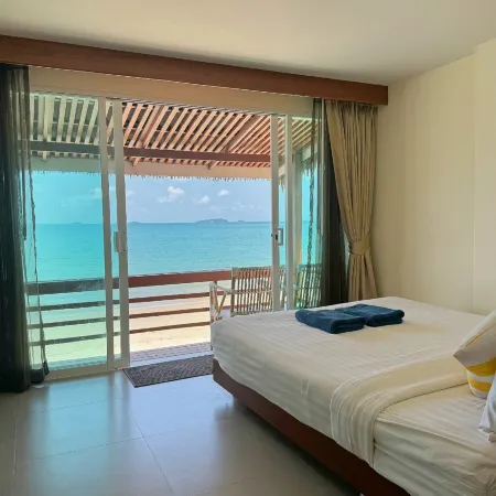 Samed Seaside Resort Отели рядом с достопримечательностью «Ao Noi Na»