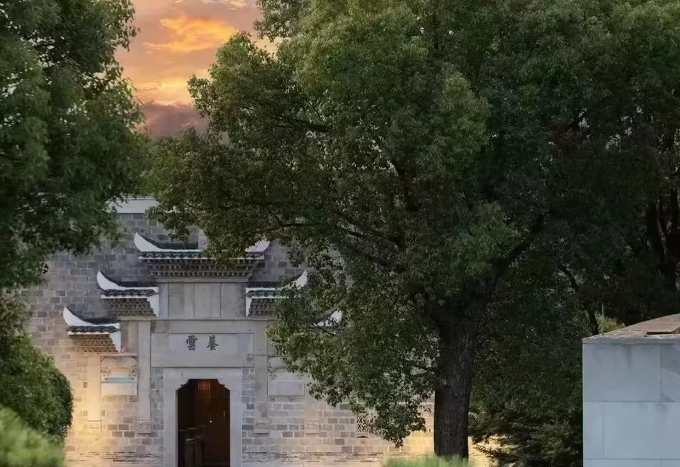 The 10 Best Luxury Hotels in Shanghai for an Unforgettable Journey