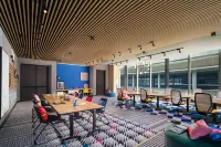 Moxy Putrajaya - Business