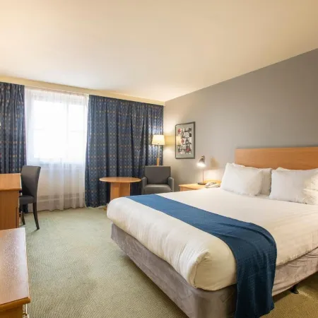 Hotel Manor Luxe Near Airport