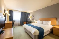 Hotel Manor Luxe Near Airport Hotels near Chhatarpur Temple
