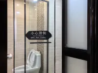 Chonpines Hotel (Suzhou Hanshan Temple Shantang Street Liuyuan Store) Hotels near Feng Bridge