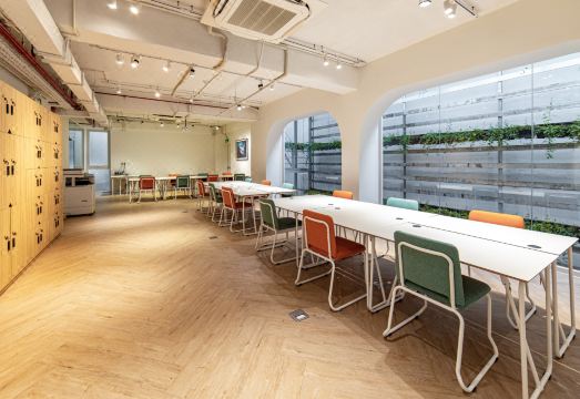 5. 미앤더 사이공..