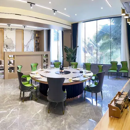 Dongpo International Hotel