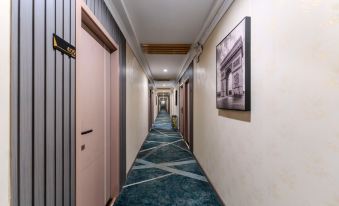 Yunzhiyue Hotel (Xi'an TV Tower Metro Branch)