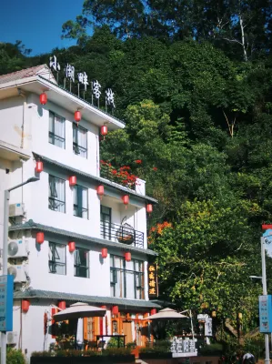 小湖畔客棧（陽春東湖公園店）
