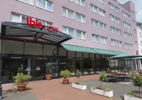 Ibis Berlin City Nord Hotels near Dorfkirche Pinnow