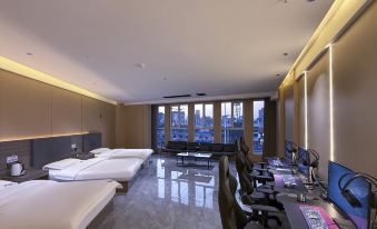 Star North Esports Hotel