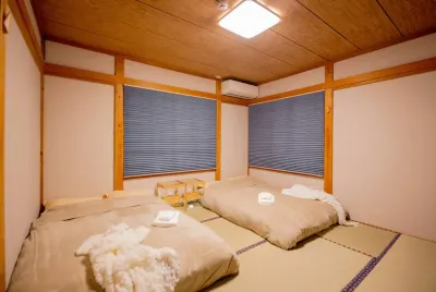 Yuzawa Onsen Lodge House A