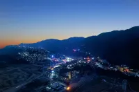 Luchun Duma Hotel - Bergblick