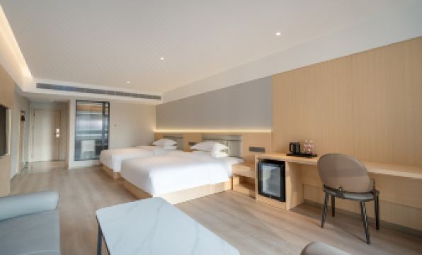 Yue Yun Hotel (Train Station)