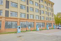 GreenTree Inn (Minquan High Speed Railway North Station) - parking