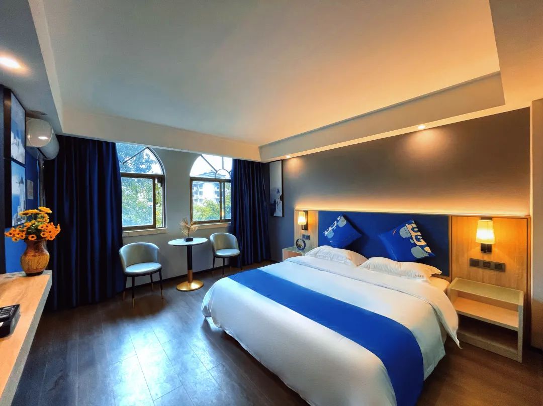Jiulong Chain Hotel - Qinzhou