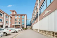 Lanji Hotel