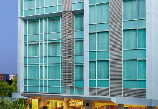 시티포인트 호텔의 모던한 로비 인테리어