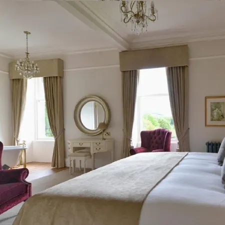 Wellwood Manor